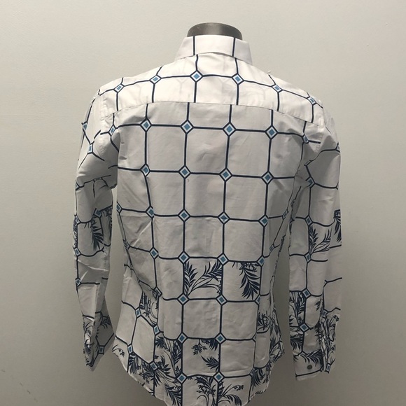 Deniko button front shirt white square floral - Picture 3 of 3